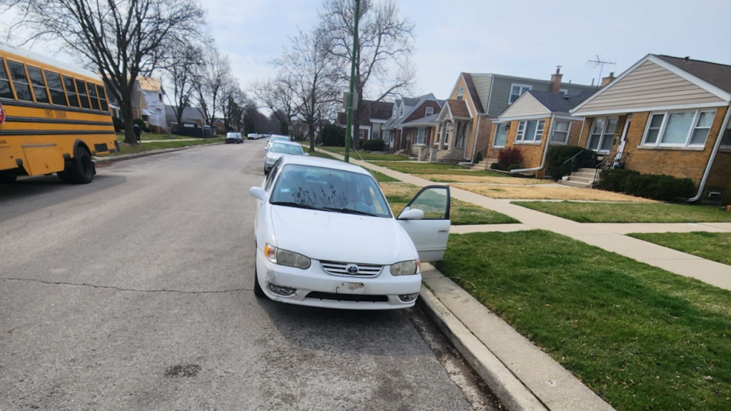 Turning Junkyard Blues into Chicago Cash: How Your Rusty Ride Can Become a Quick Payday!